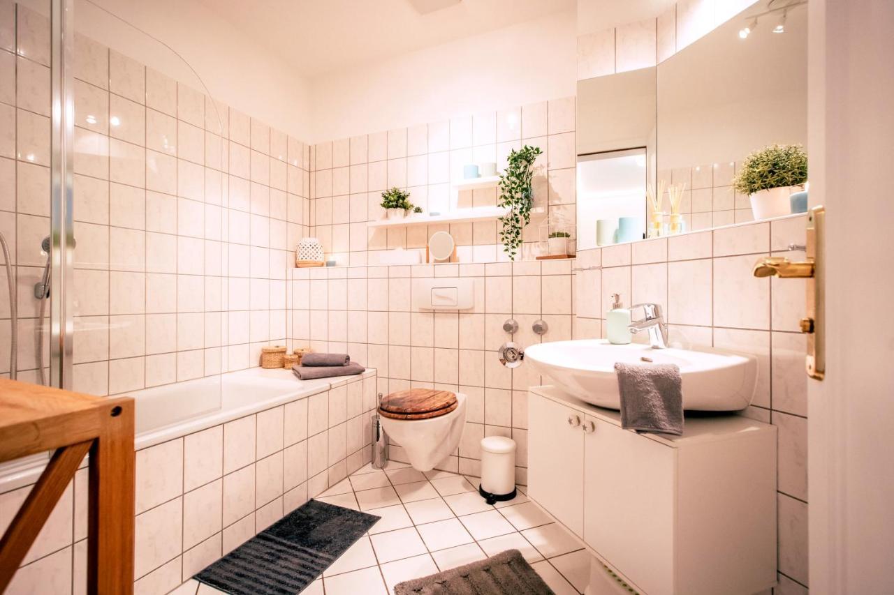 Gemuetliche Ferienwohnung Neben Der Arena Leipzig "Waldi" Экстерьер фото